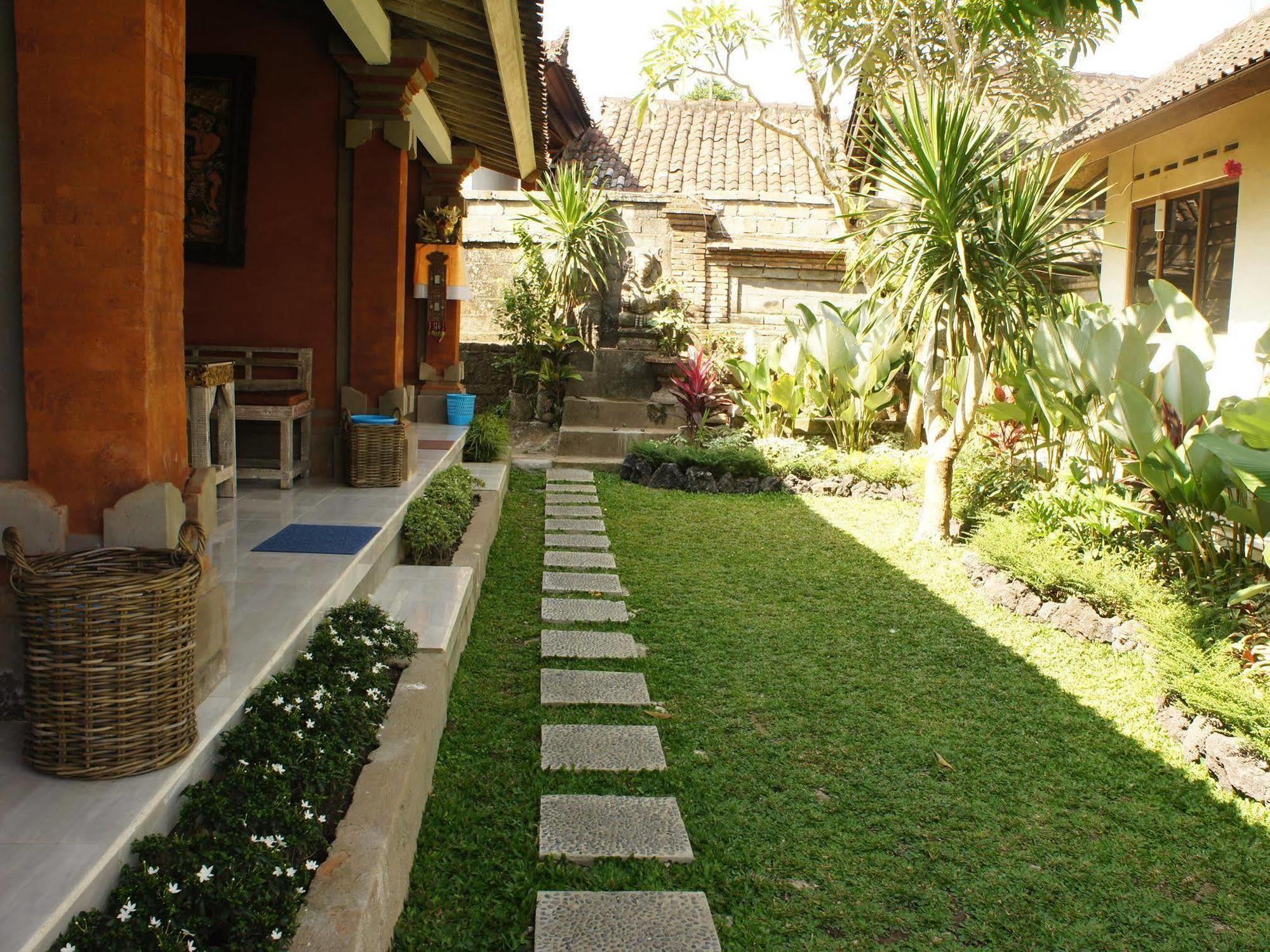 Bale Bali Inn Ubud  Exterior photo